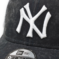 Gorra New Era 9FIFTY New York Yankees Trucker