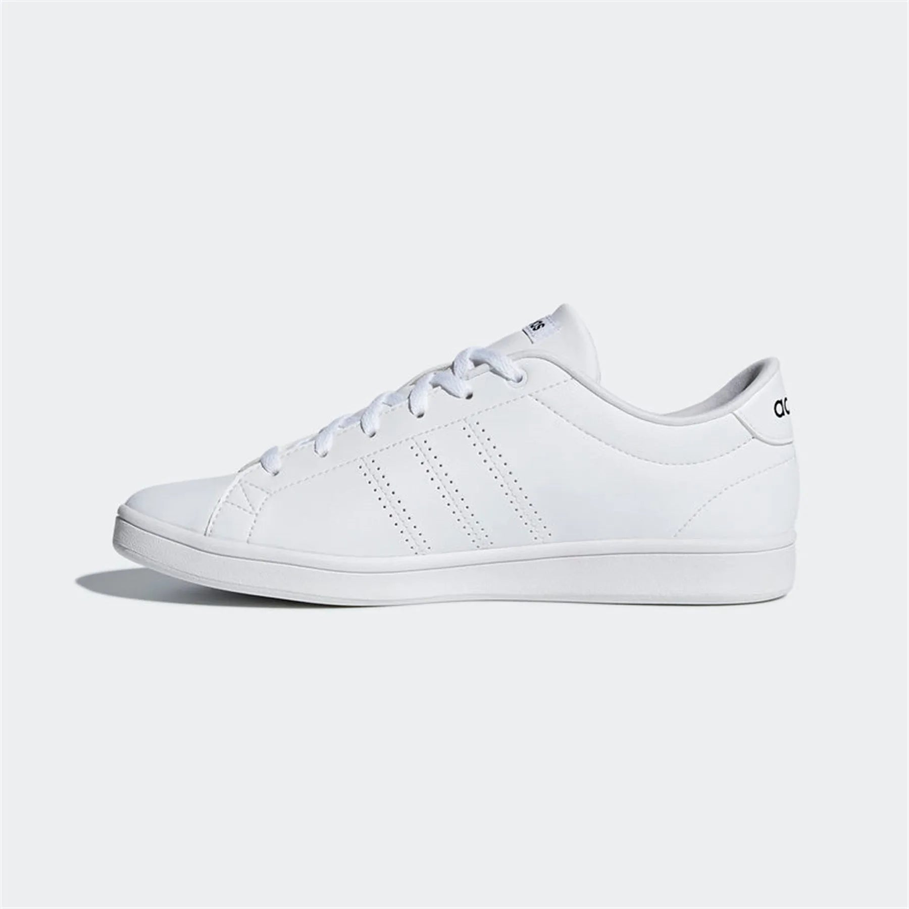 tenis adidas advantage clean qt