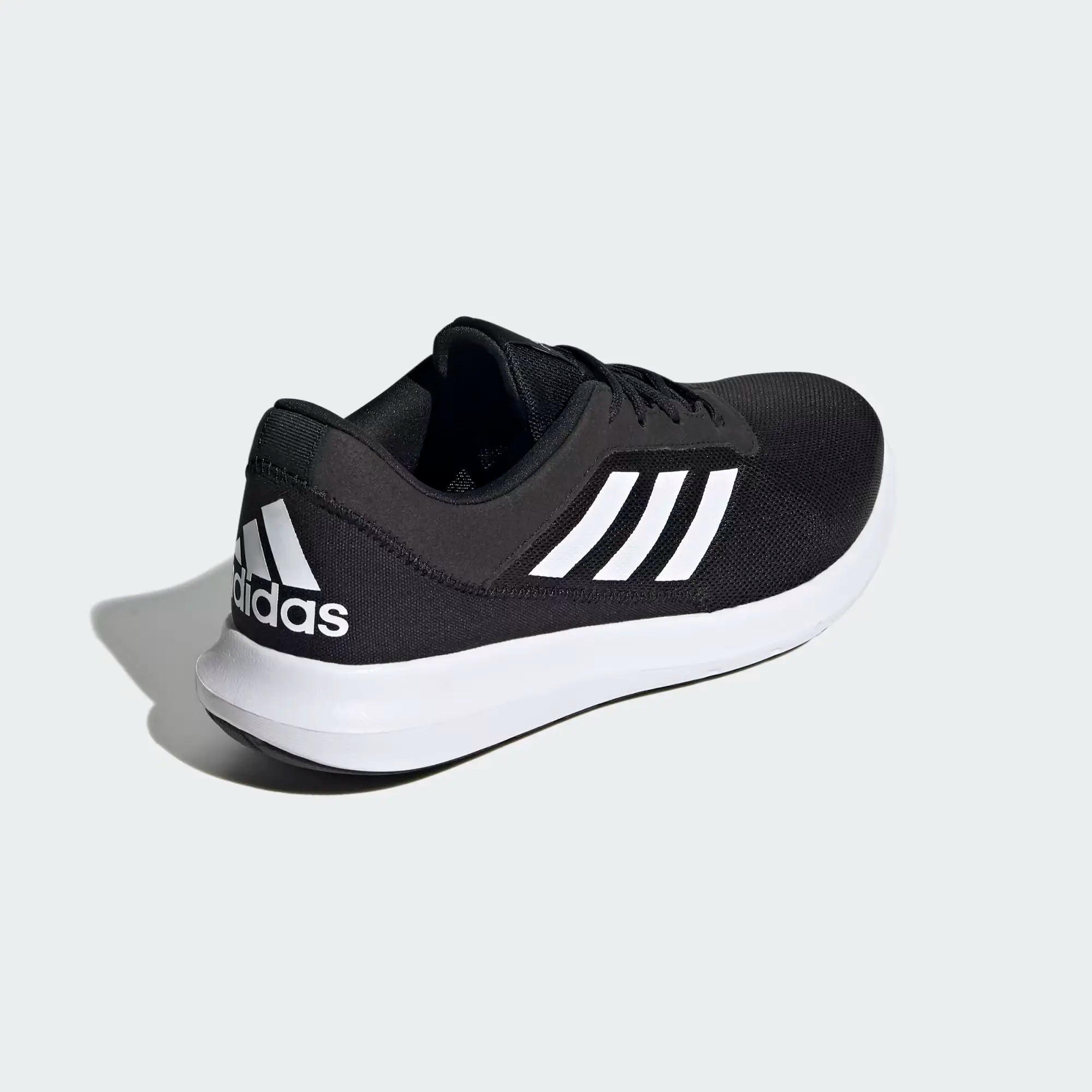 tenis adidas coreracer