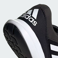 tenis adidas coreracer