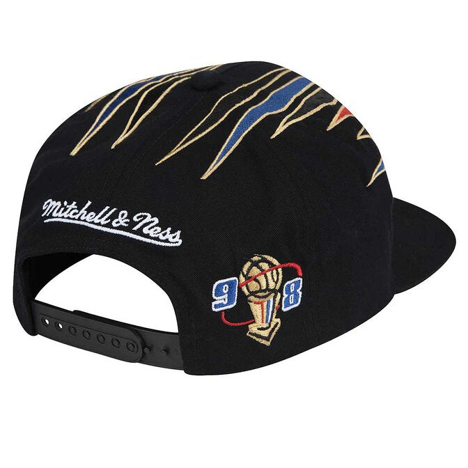 gorra mitchell & ness 98 champions snapback bulls blck