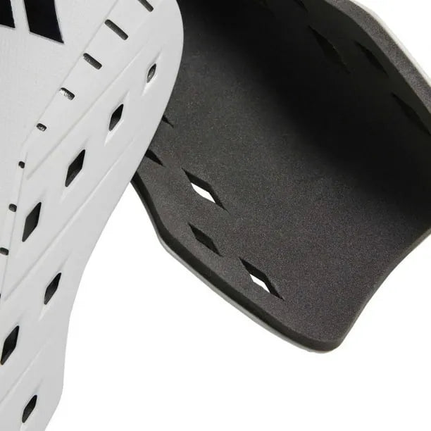 espinillera adidas tiro sg clb