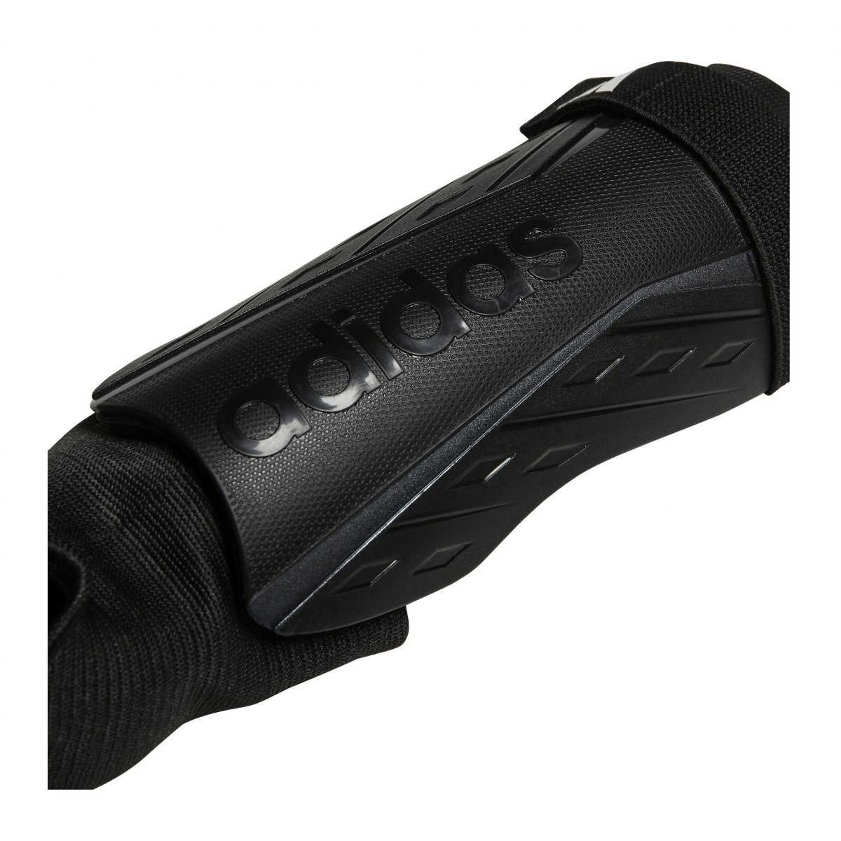 espinilleras adidas tiro match