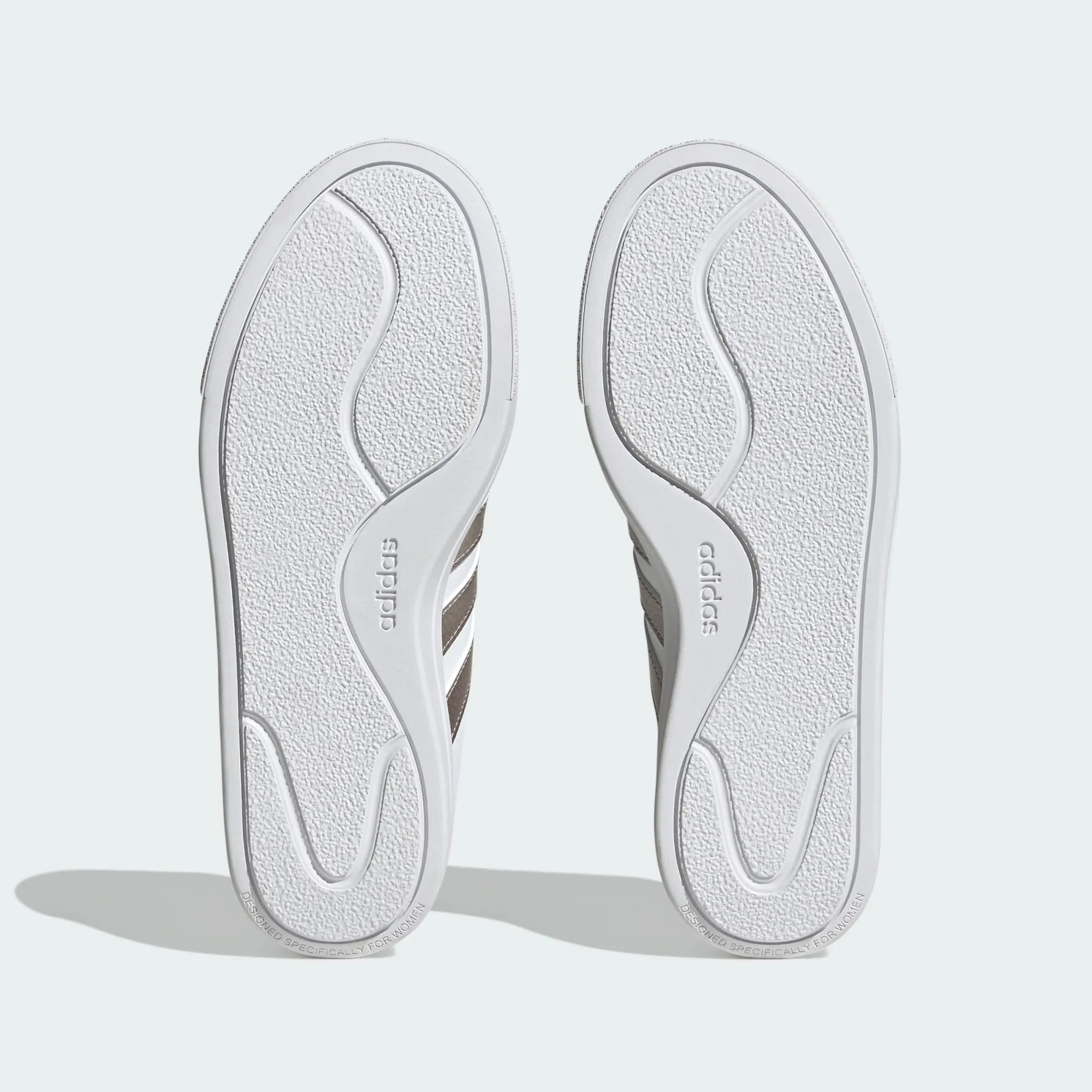 tenis adidas court platform