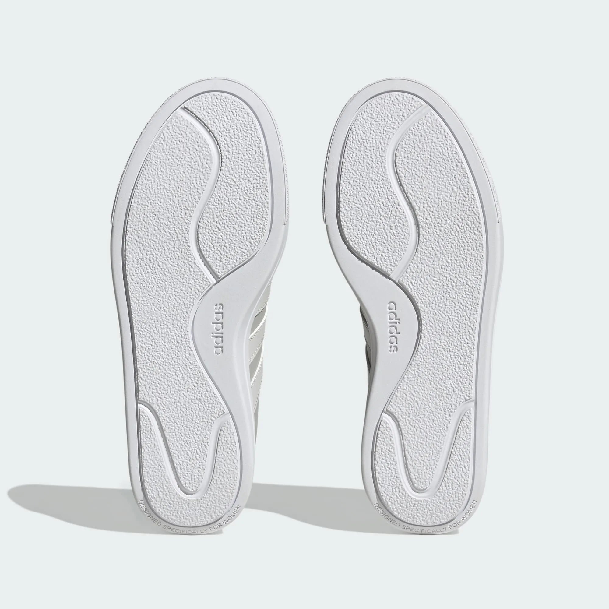 tenis adidas court platform