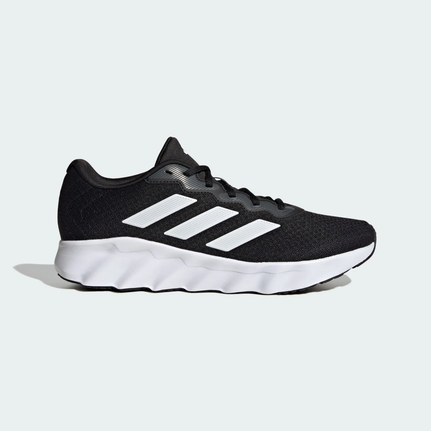 tenis adidas shift run u