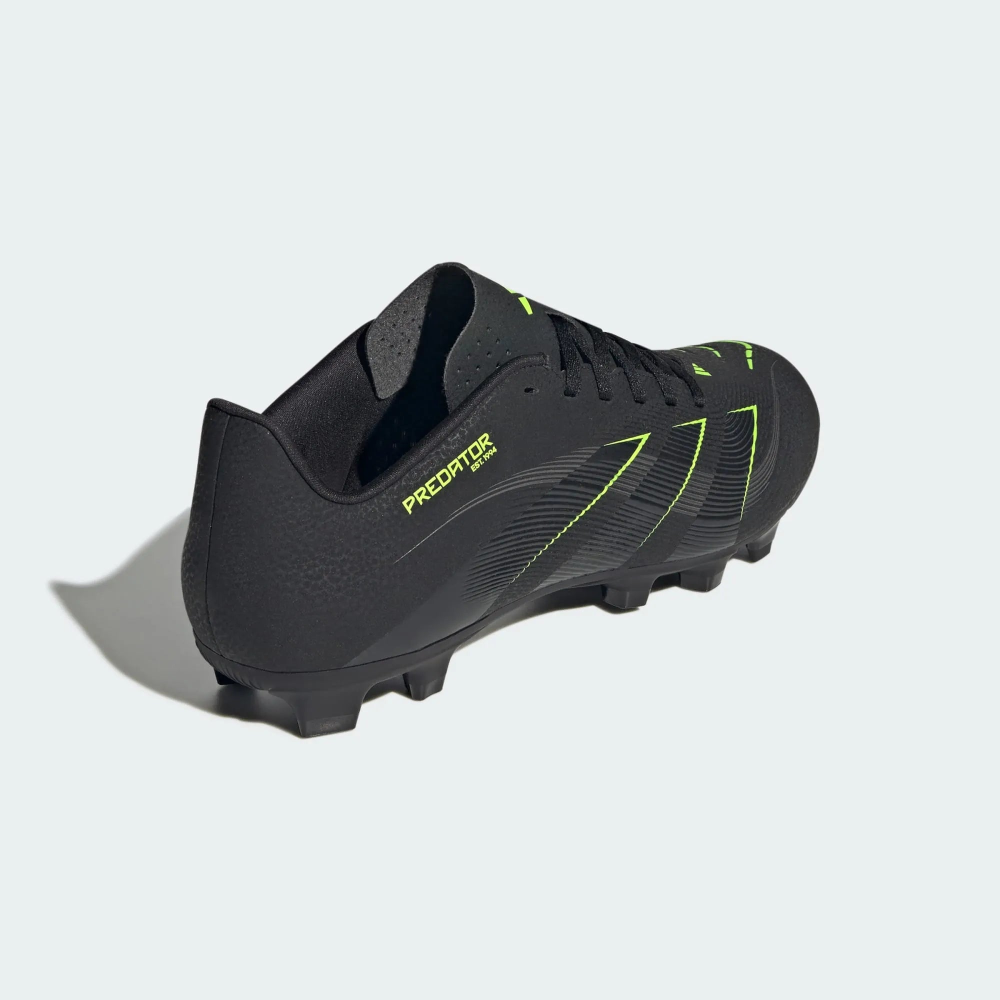 Tenis Adidas Predator Club Fg/Mg